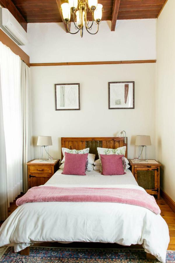 Oakdene Guest House Oudtshoorn Esterno foto