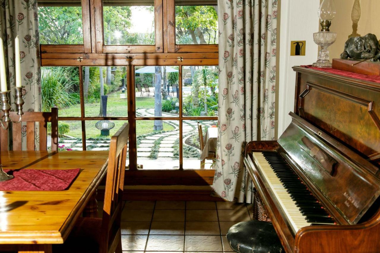 Oakdene Guest House Oudtshoorn Esterno foto