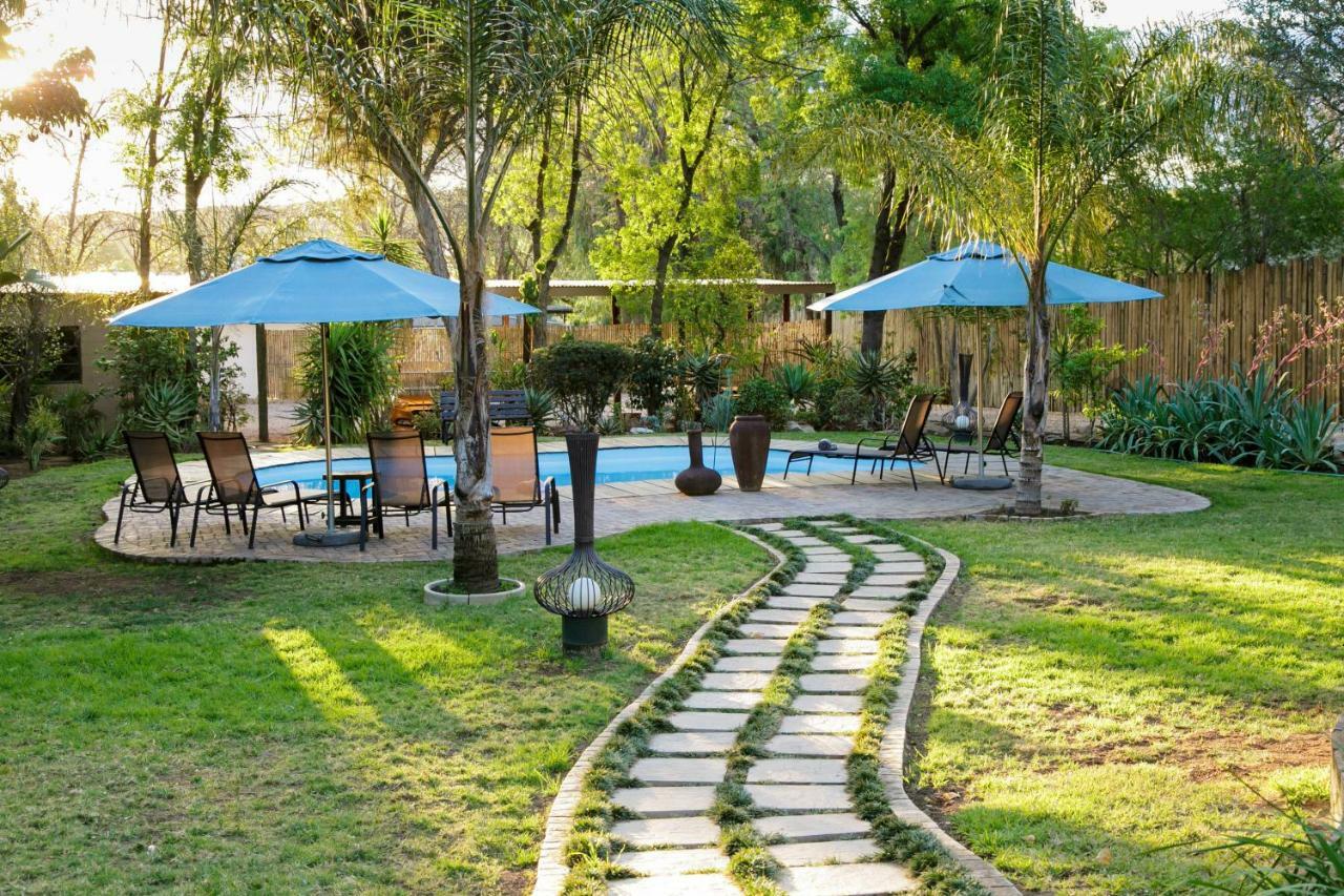 Oakdene Guest House Oudtshoorn Esterno foto